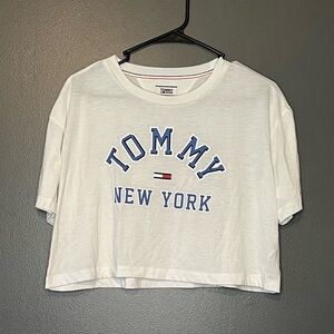 Tommy Flow Crop Top